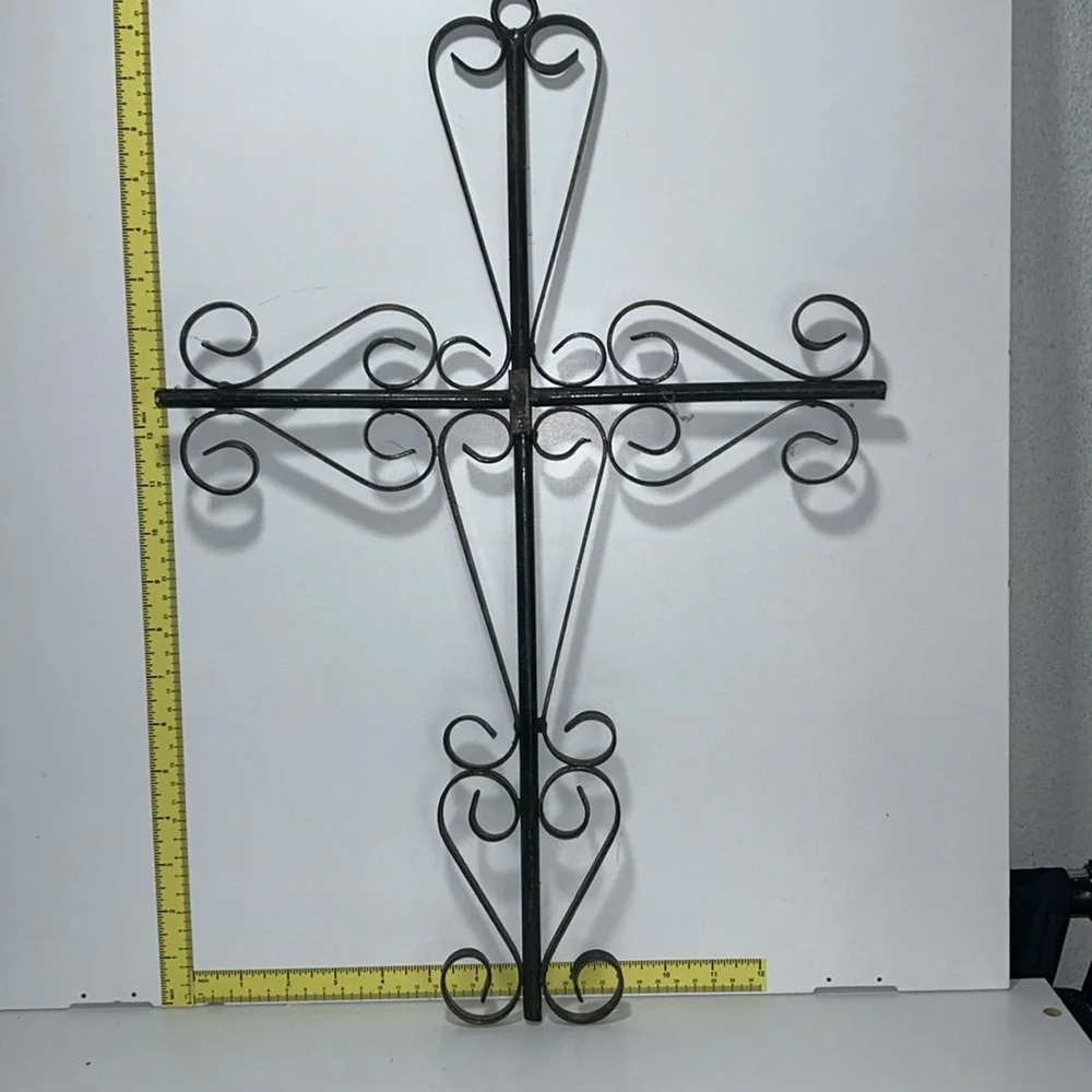 Large Metal Wall Cross Iron Scroll Decor 21” Tall Religious Home Wall Art